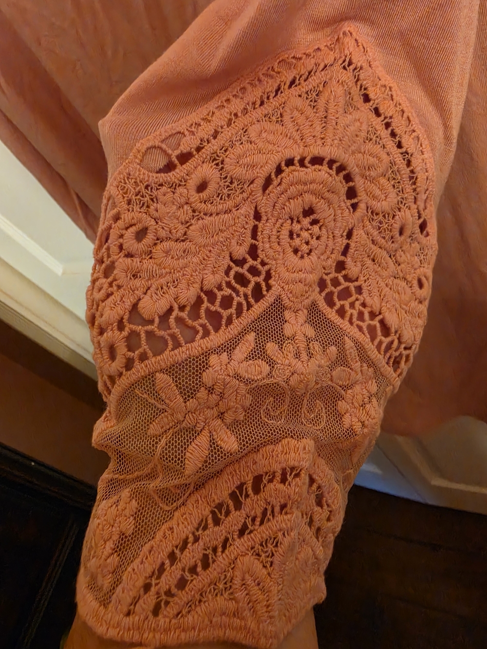torrid Pink Henley Tunic with Lace Sleeve Detail NWT - Picture 3 of 5